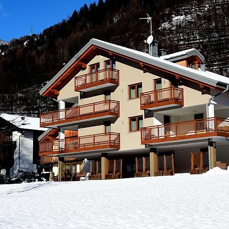Aparthotel La Casa Al Noce Mezzana  Exteriér fotografie