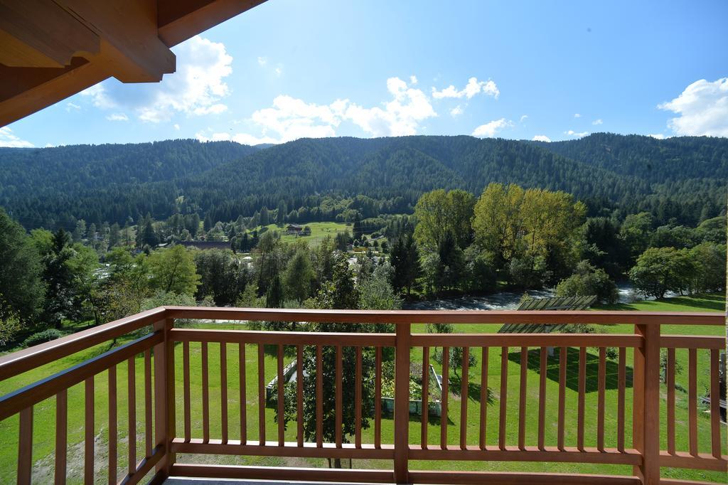 Aparthotel La Casa Al Noce Mezzana  Exteriér fotografie