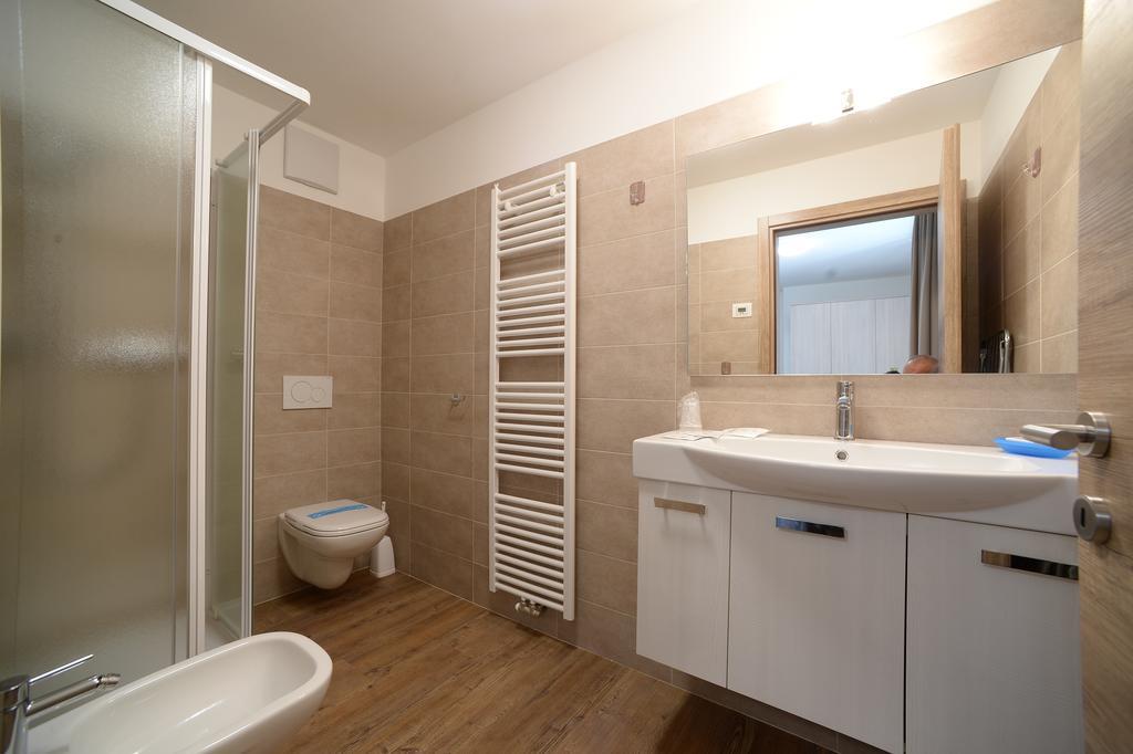 Aparthotel La Casa Al Noce Mezzana  Exteriér fotografie