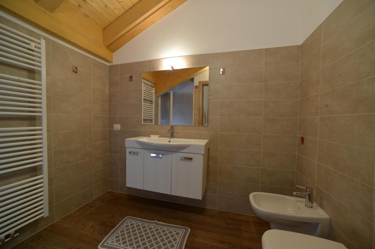 Aparthotel La Casa Al Noce Mezzana  Exteriér fotografie